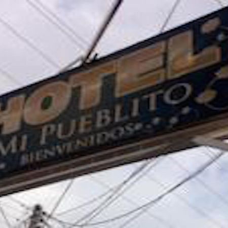 Hotel Mi Pueblito Tonala  Exterior photo