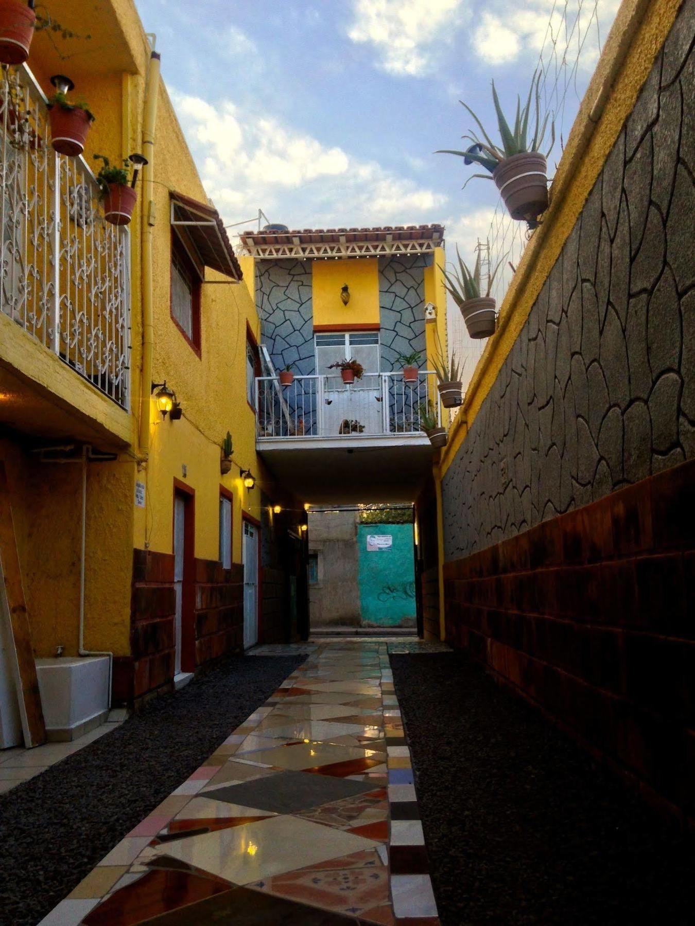 Hotel Mi Pueblito Tonala  Exterior photo